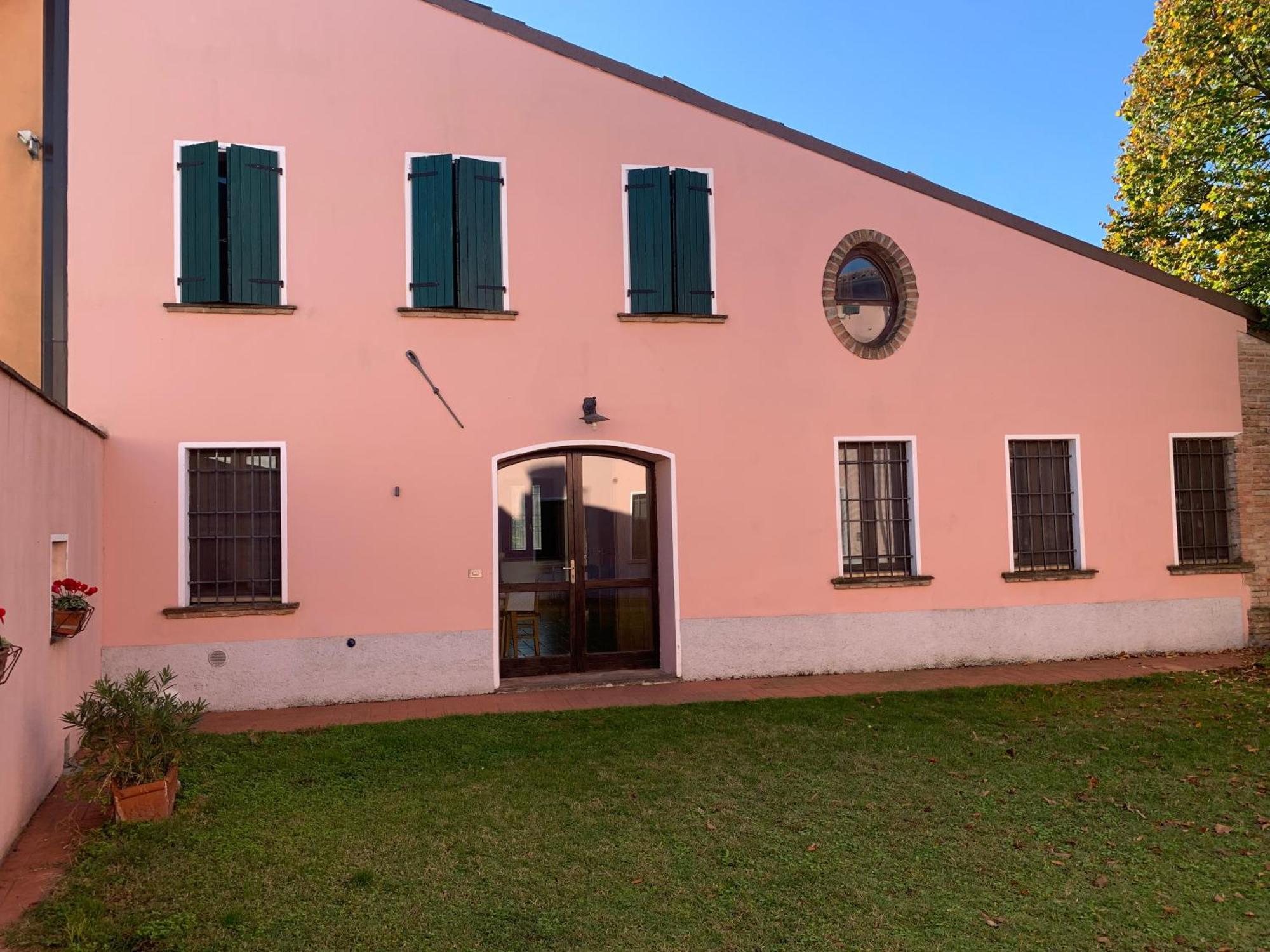 Agriturismo Case In Collina Volta Mantovana Eksteriør billede