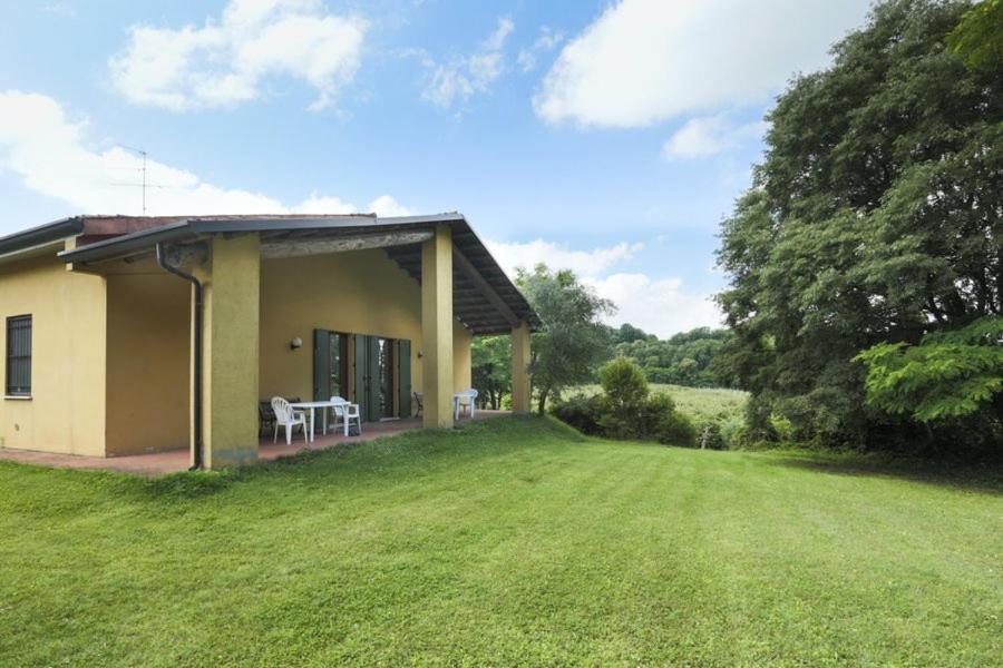 Agriturismo Case In Collina Volta Mantovana Eksteriør billede